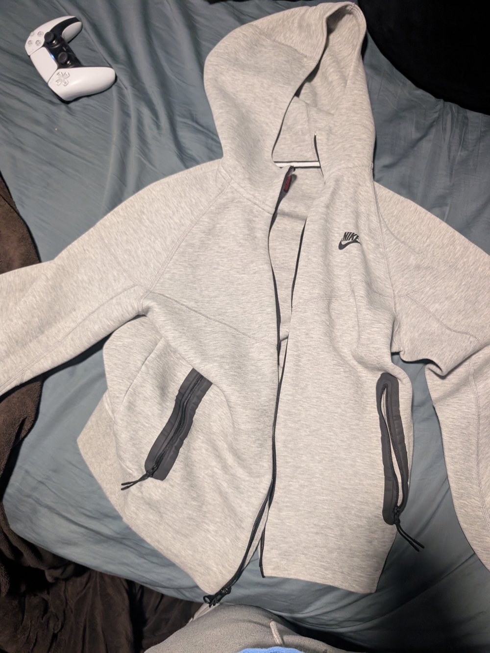 Nike Men’s Heather Gray Full-Zip Performance Hoodie Jacket
